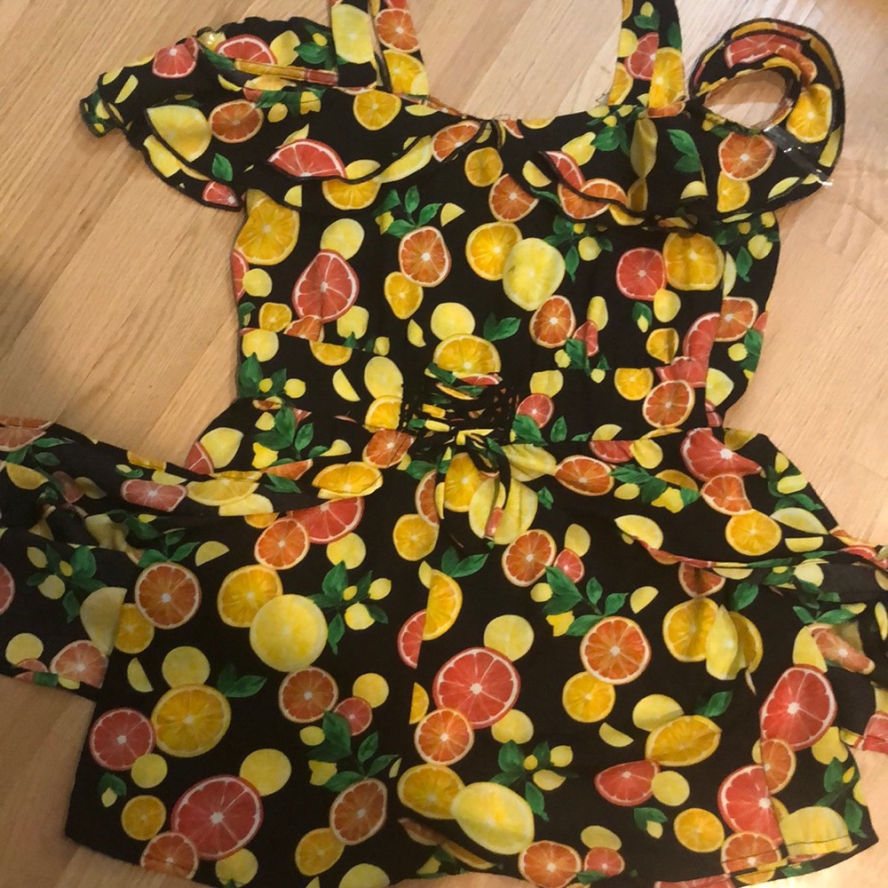 Lemon,romper - Picture 2 of 3